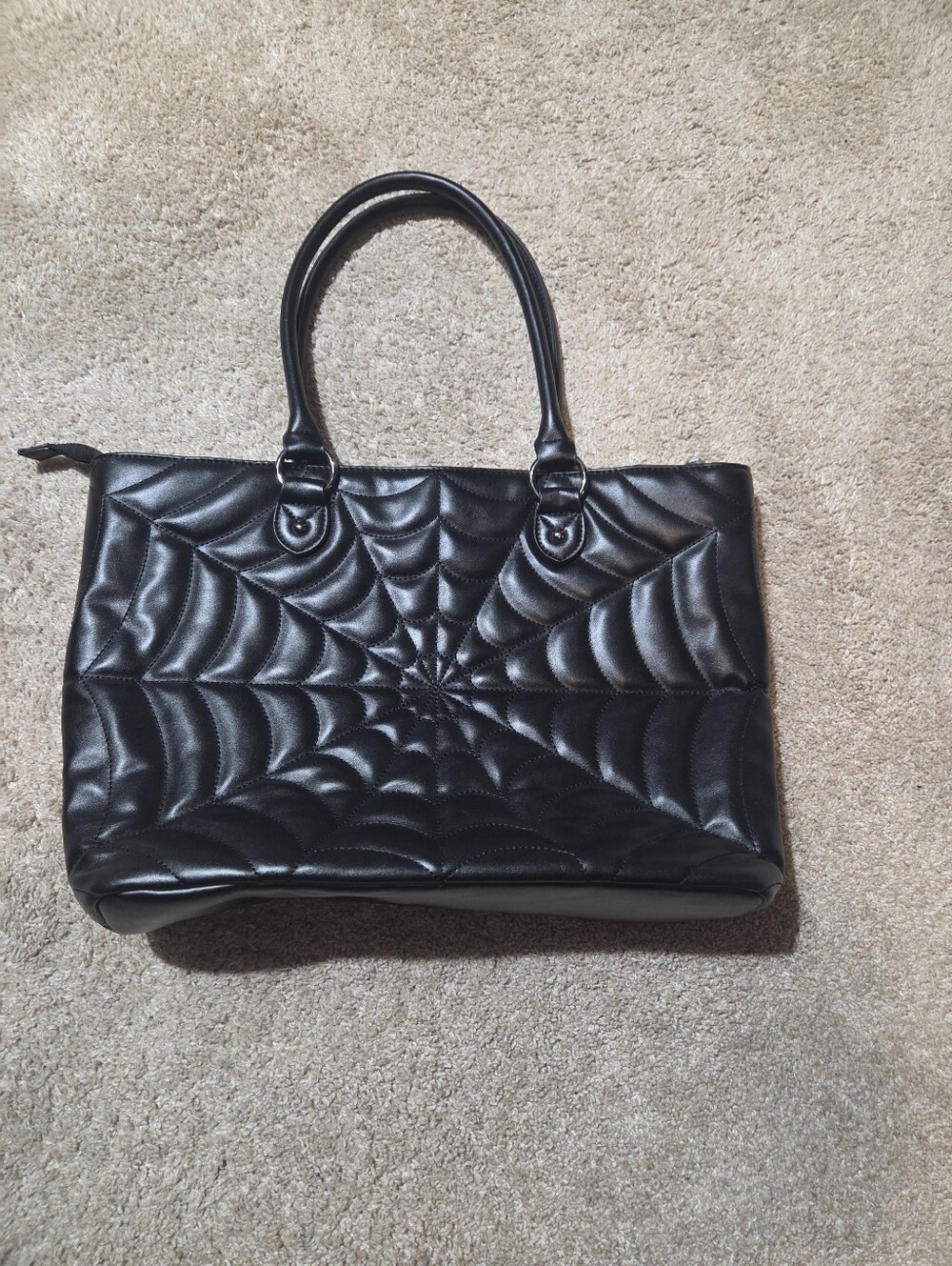 Spiderweb Tote - Picture 3 of 5